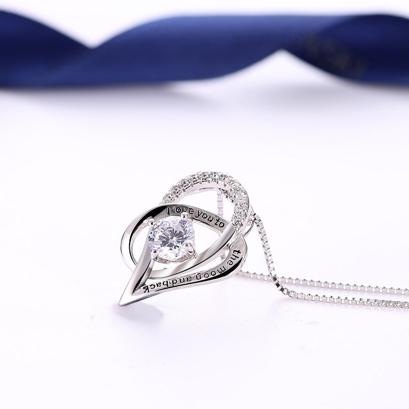 Collana con cuore e lettera per la mamma