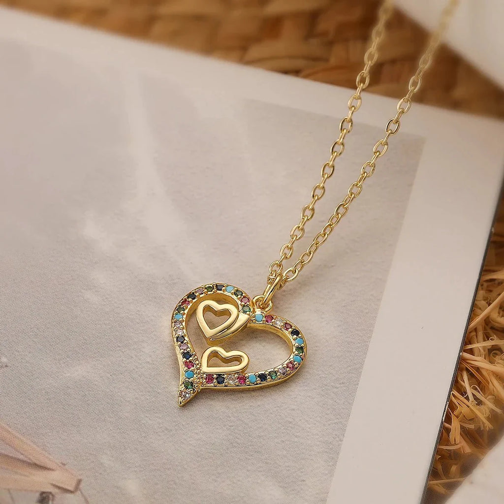 Collana con cuore riempito di diamanti