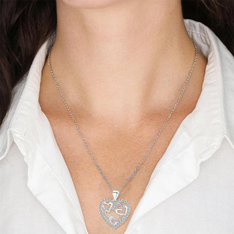 Collana con cuori intrecciati