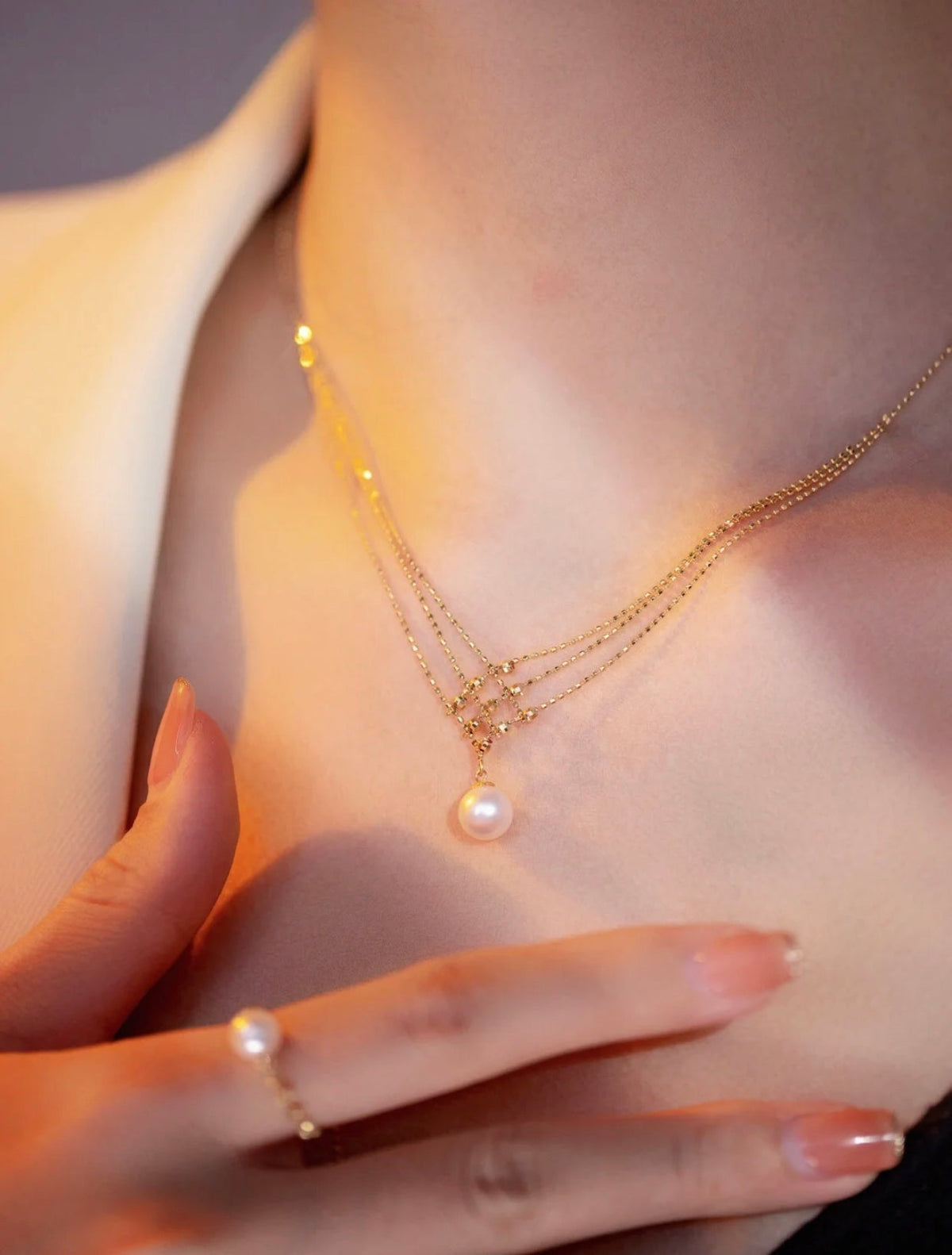Collana con perle d'acqua dolce placcata oro 24k