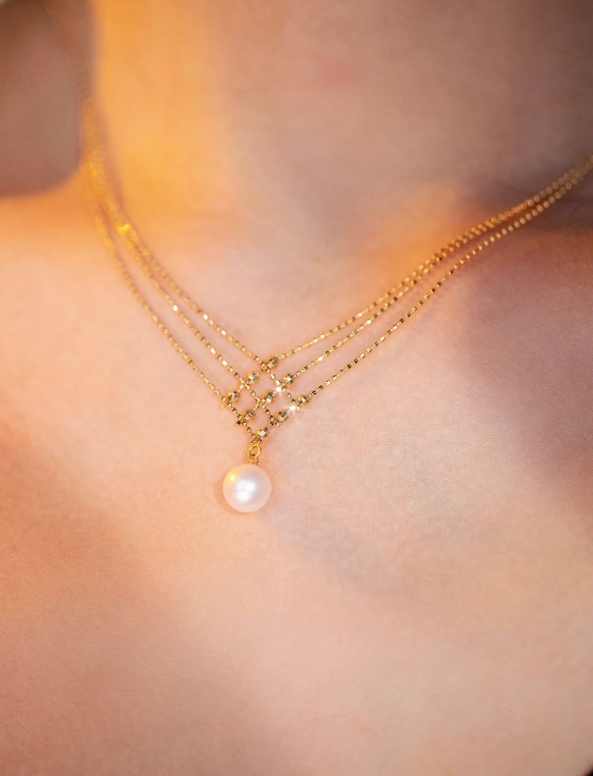 Collana con perle d'acqua dolce placcata oro 24k