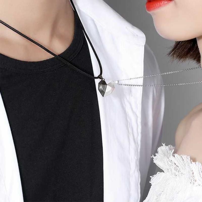 Collana coppia con cuori intrecciati