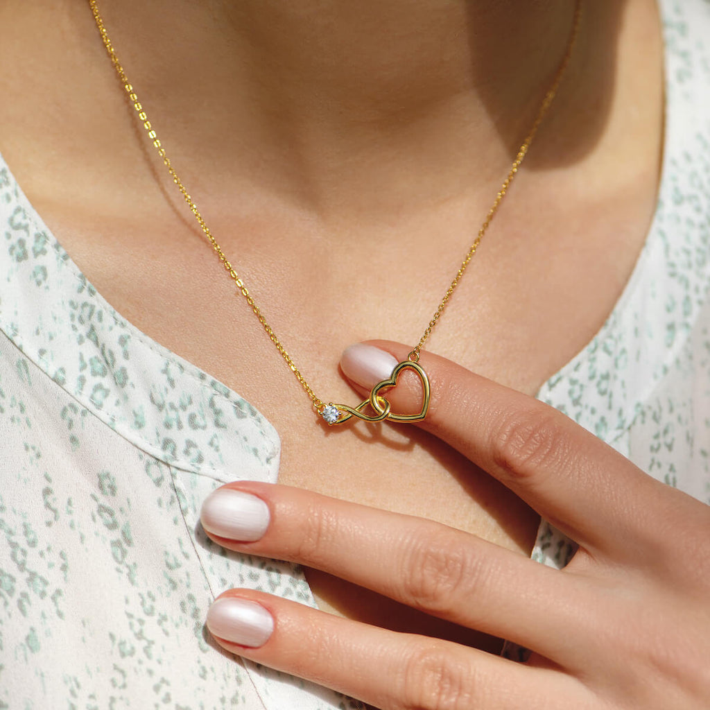 Collana HeartBond – gioiello senza tempo dell'amore che unisce