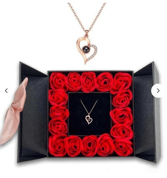 Collana «Ti amo» in 100 lingue — Set regalo unico