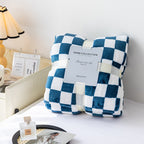 Coperta a quadri morbida e moderna per casa