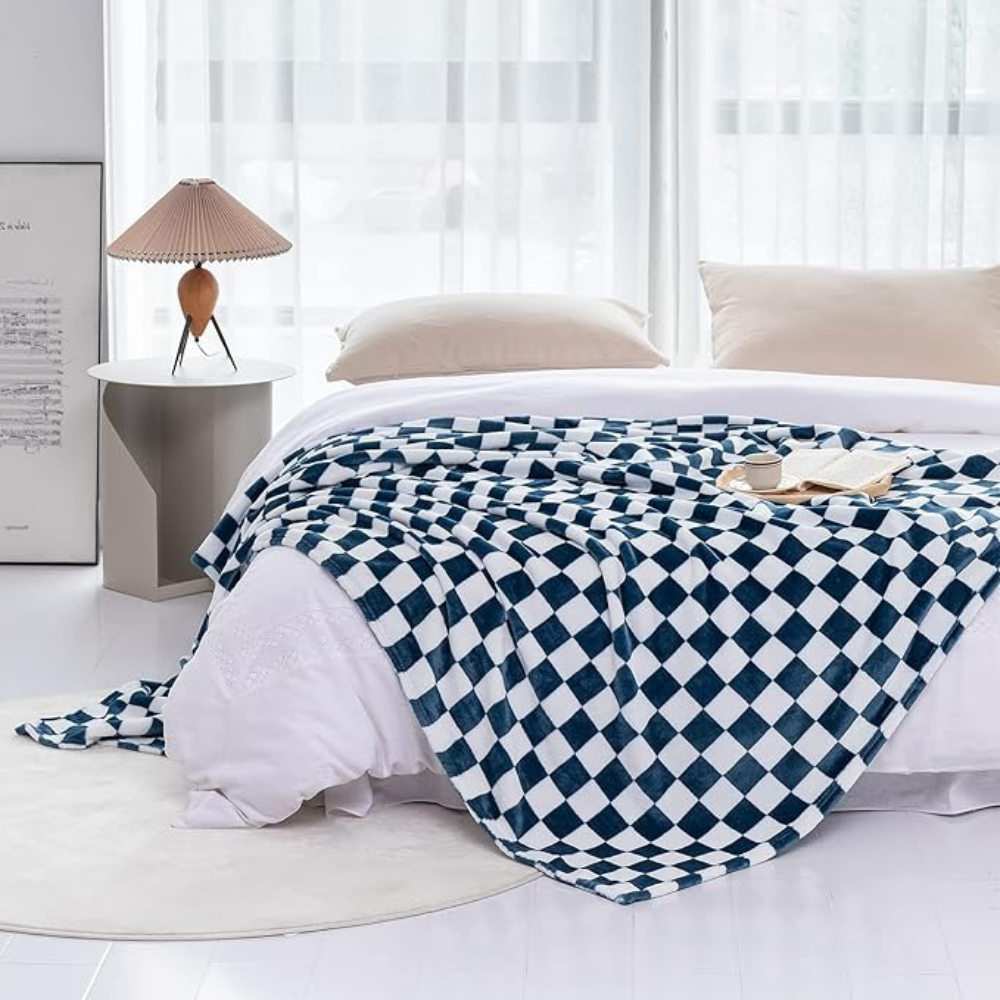 Coperta a quadri morbida e moderna per casa