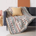 Coperta decorativa in tessuto morbido con motivo geometrico