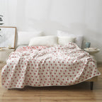 Coperta elegante con delicato motivo a foglie