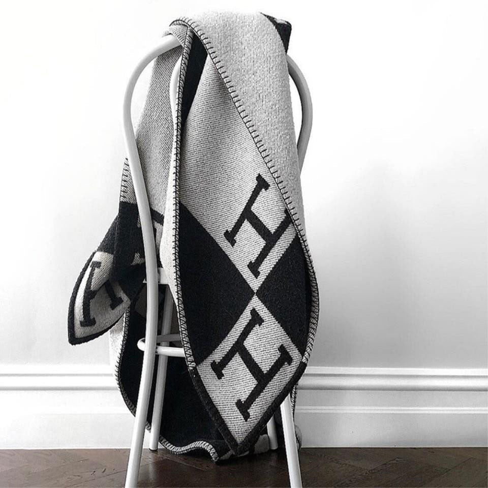 Coperta plaid in misto lana e cashmere per divano, letto o poltrona