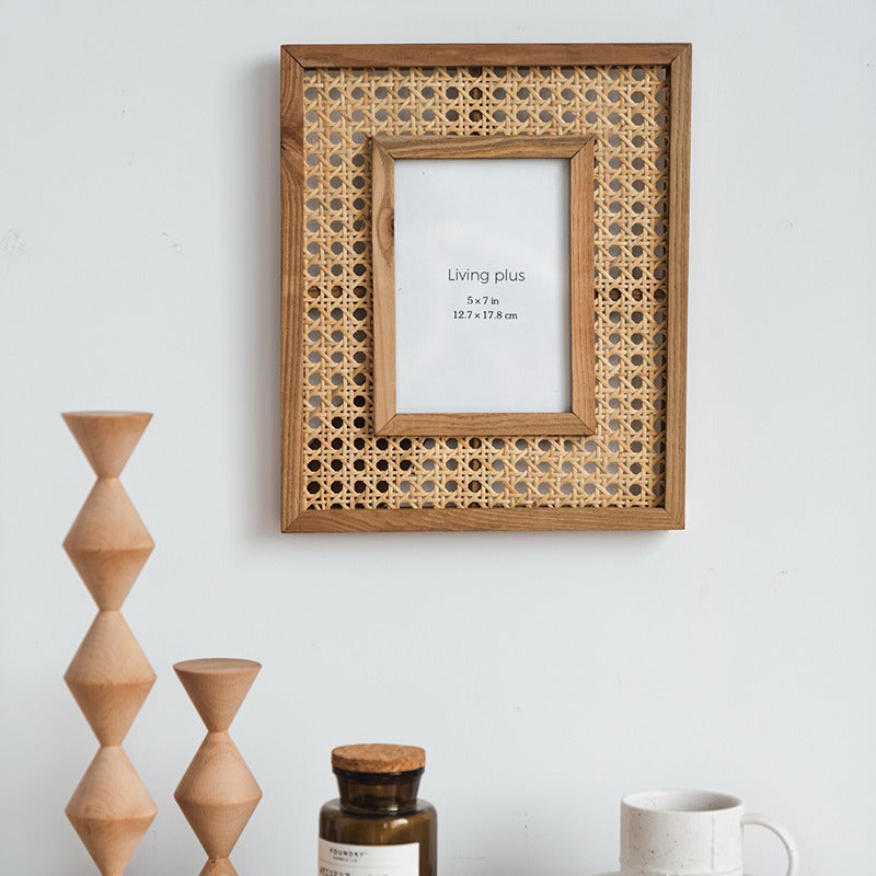 Cornice portafoto artistica in legno con intreccio rattan