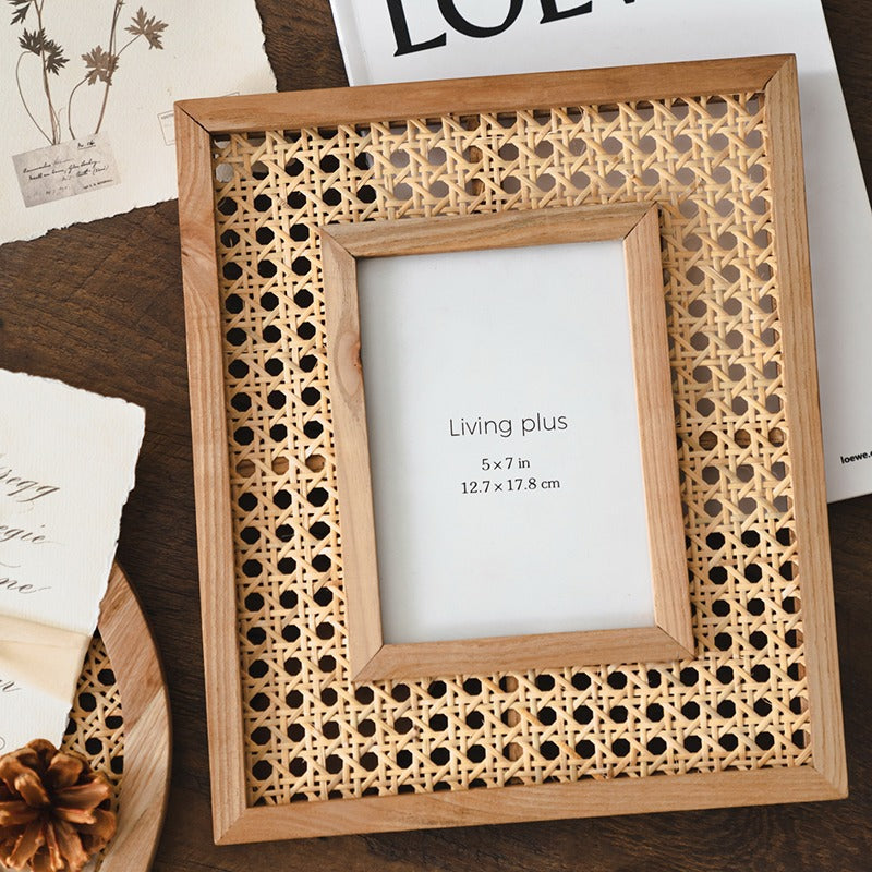 Cornice portafoto artistica in legno con intreccio rattan