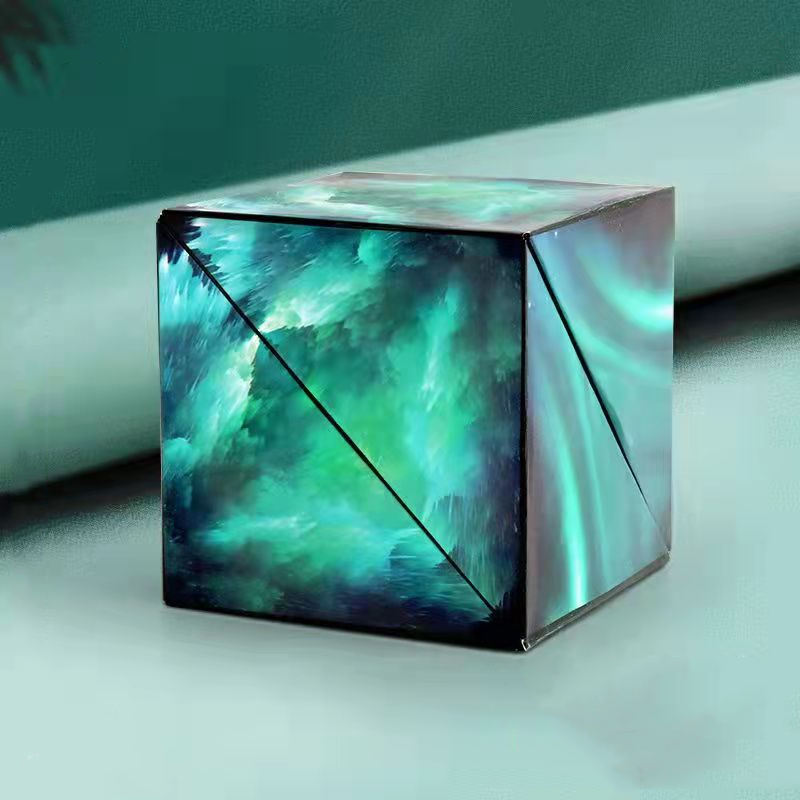 Cubo magnetico trasformabile con oltre 72 forme possibili