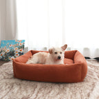 Cuccia imbottita con bordi rialzati per cani