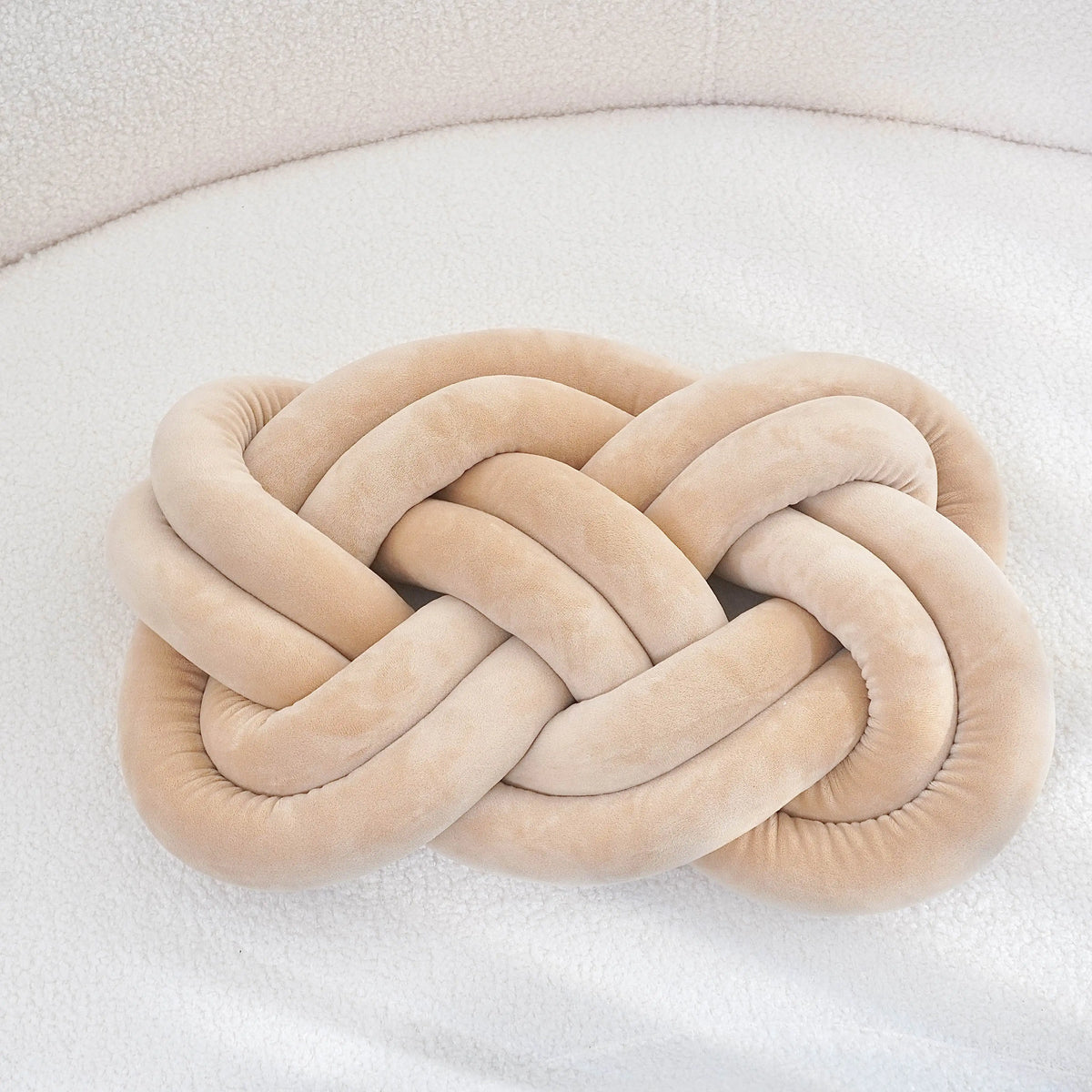 Cuscino decorativo con nodo geometrico lavabile 40×30 cm
