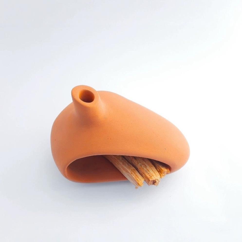 Decorazione in ceramica