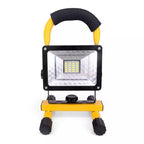 Faro LED ricaricabile 50 W per esterni e cantiere