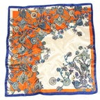 Foulard quadrato in seta effetto seta — versatile e raffinato