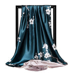 Foulard quadrato in seta effetto seta — versatile e raffinato