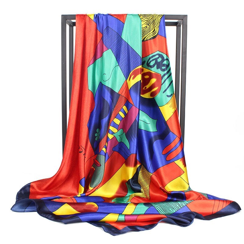Foulard quadrato in seta effetto seta — versatile e raffinato