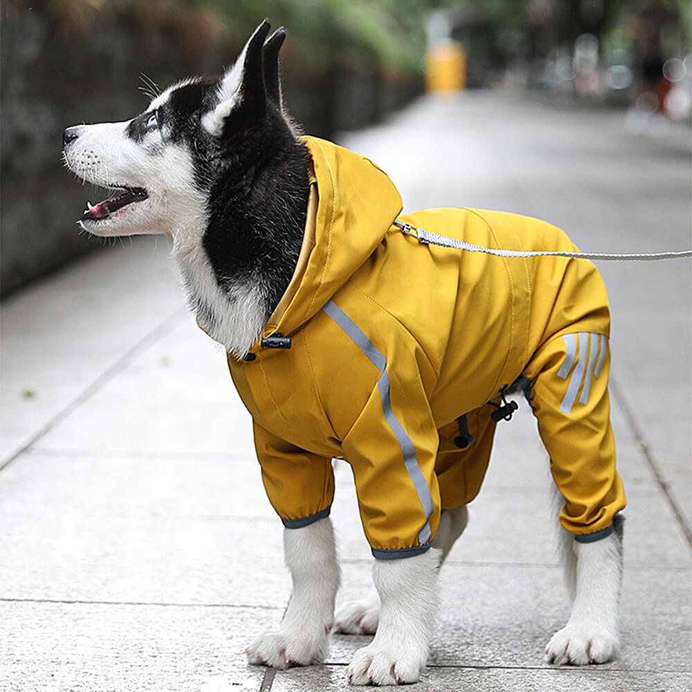 Impermeabile per cani con cappuccio e strisce riflettenti regolabile