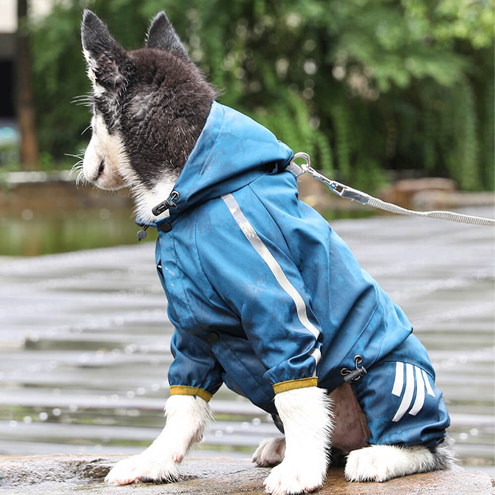 Impermeabile per cani con cappuccio e strisce riflettenti regolabile