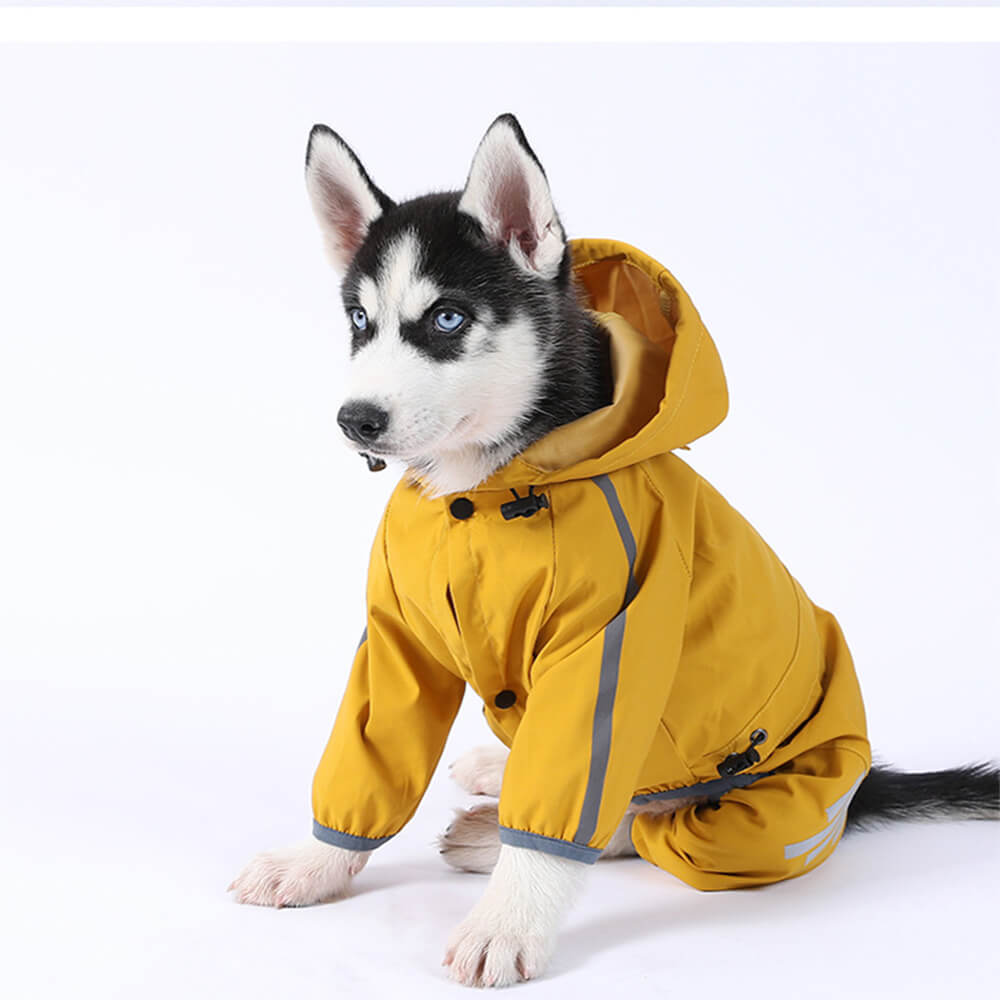 Impermeabile per cani con cappuccio e strisce riflettenti regolabile