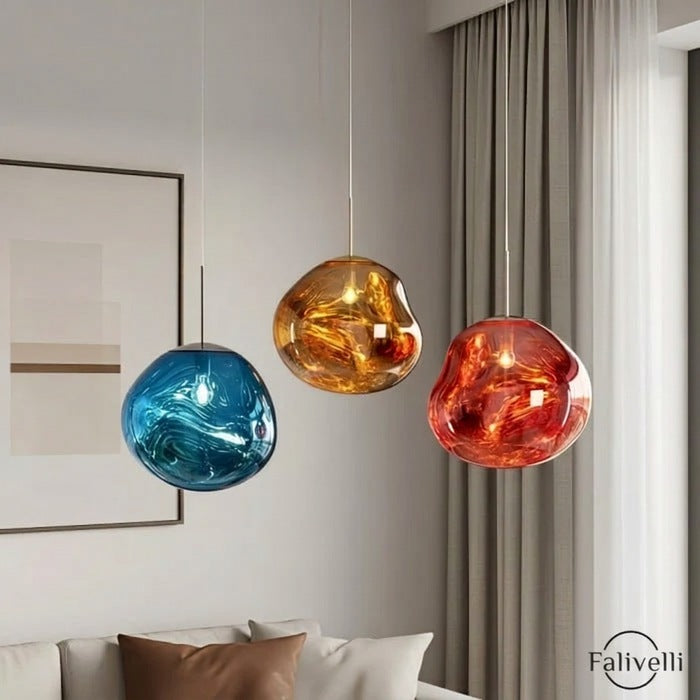 Jessamy | Lampada a sospensione globo in acrilico effetto fuso con finitura specchiata per sala da pranzo e cucina