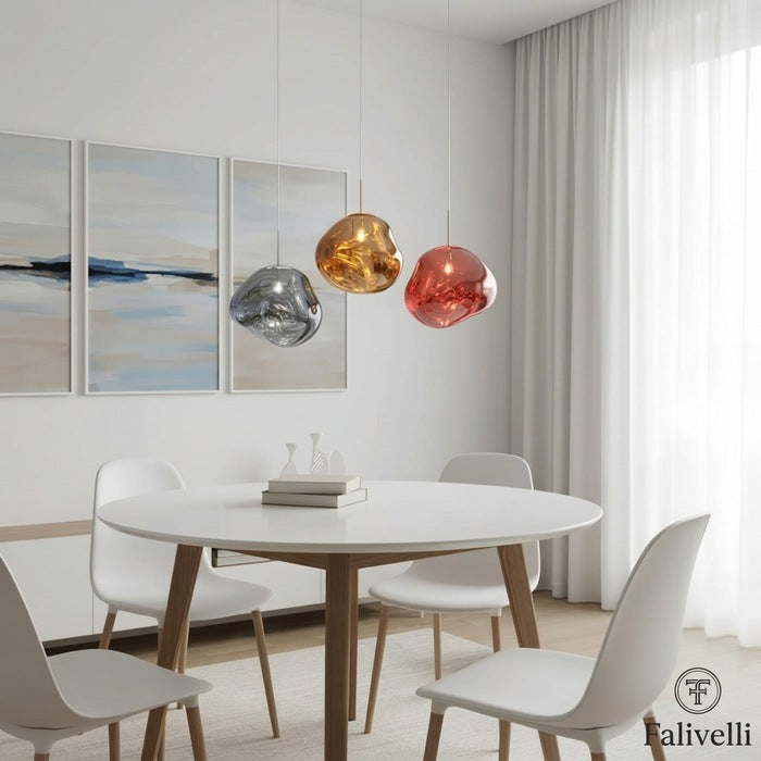 Jessamy | Lampada a sospensione globo in acrilico effetto fuso con finitura specchiata per sala da pranzo e cucina