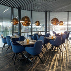 Jessamy | Lampada a sospensione globo in acrilico effetto fuso con finitura specchiata per sala da pranzo e cucina