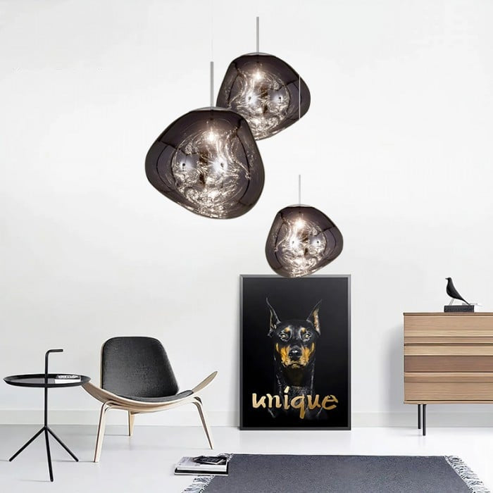 Jessamy | Lampada a sospensione globo in acrilico effetto fuso con finitura specchiata per sala da pranzo e cucina