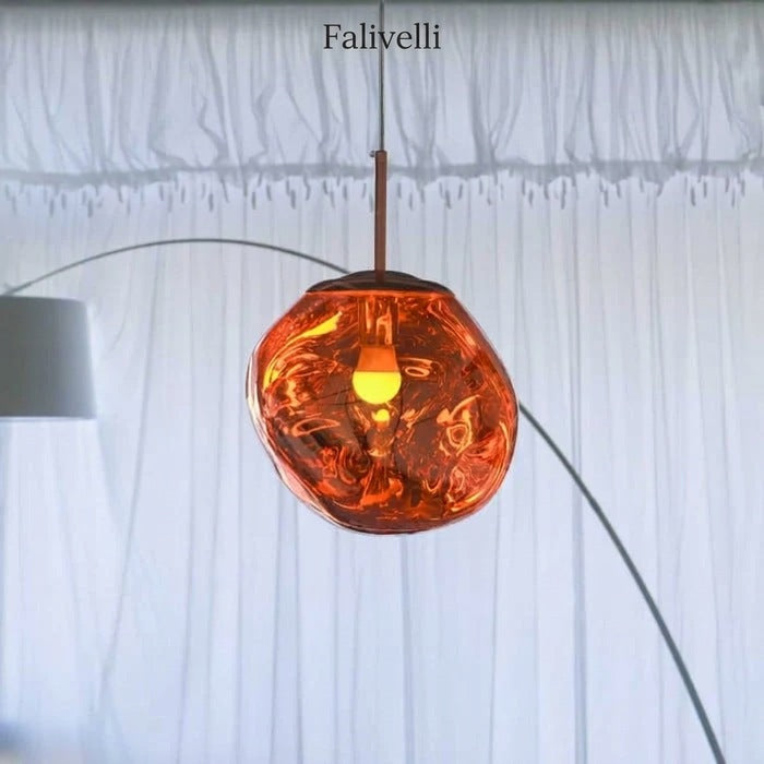 Jessamy | Lampada a sospensione globo in acrilico effetto fuso con finitura specchiata per sala da pranzo e cucina