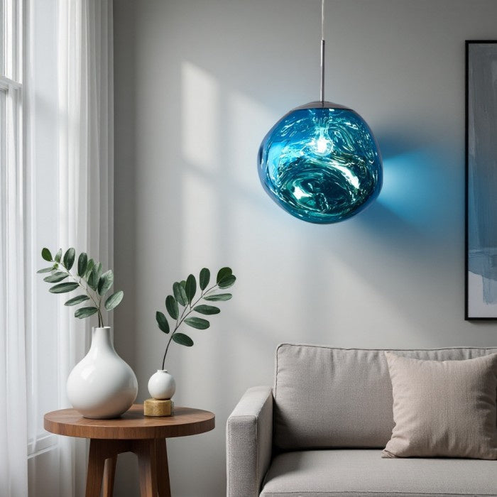 Jessamy | Lampada a sospensione globo in acrilico effetto fuso con finitura specchiata per sala da pranzo e cucina