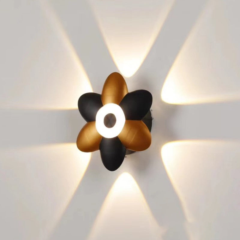 Lampada da giardino a forma di fiore con LED