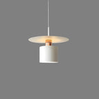 Lampada da parete a linea minimalista