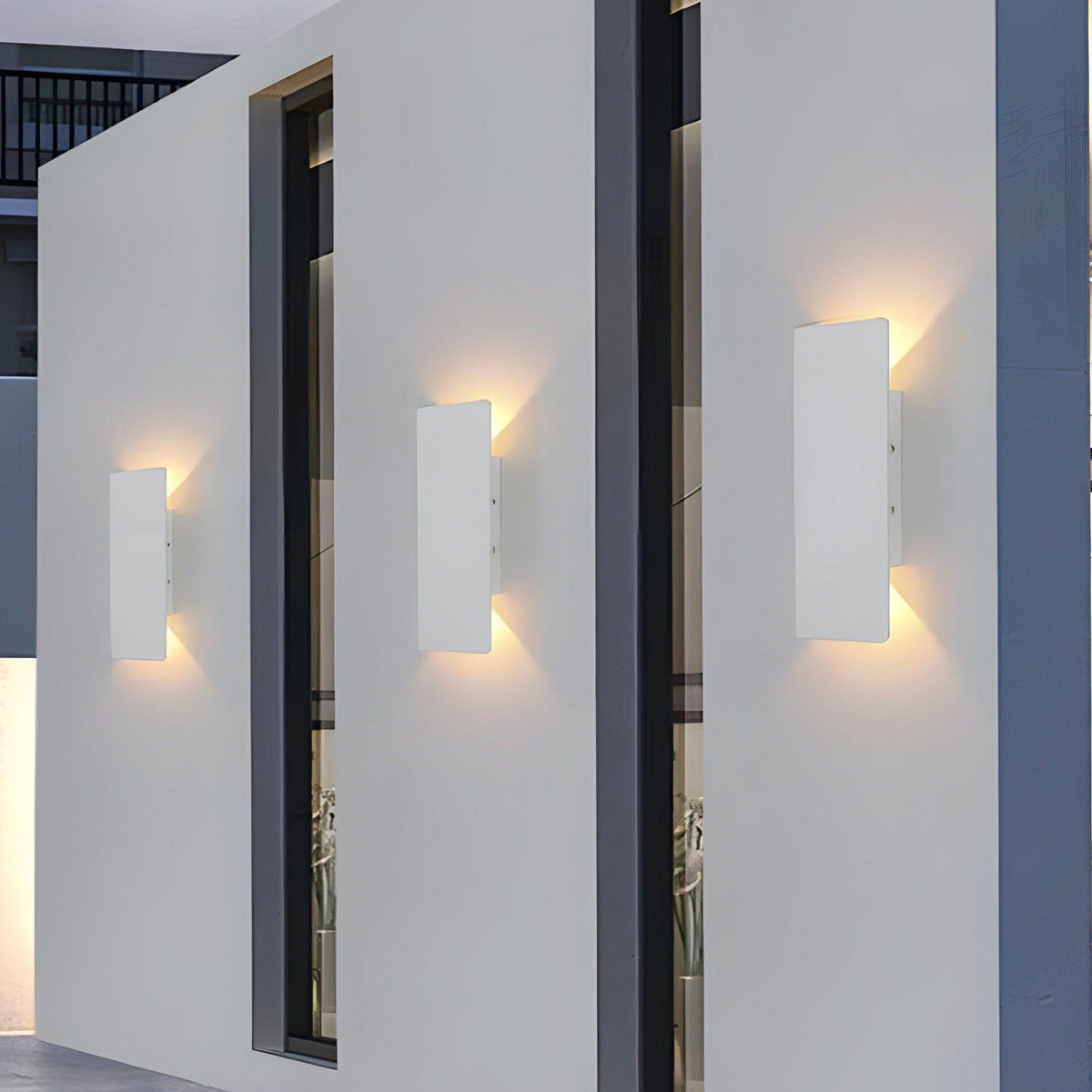 Lampada da parete LED moderna in alluminio resistente alle intemperie per esterni