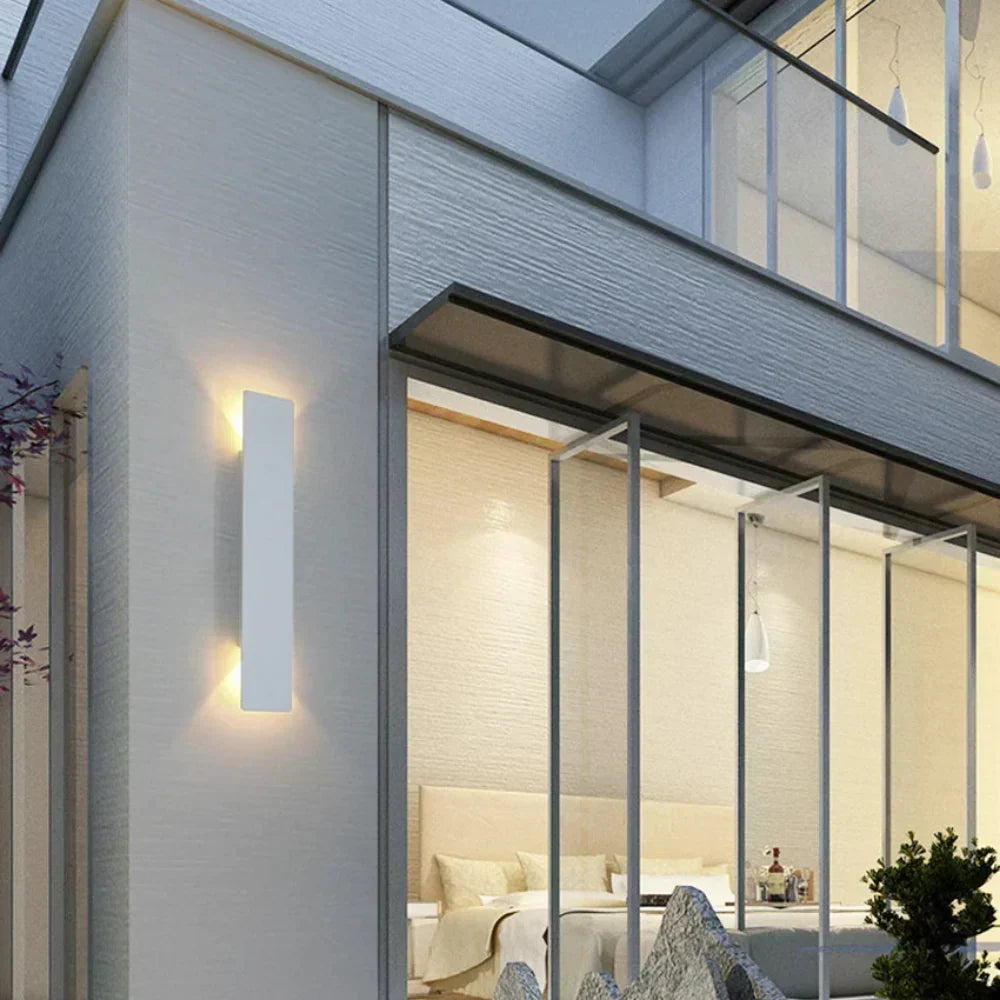 Lampada da parete LED per esterni in alluminio impermeabile con illuminazione bidirezionale