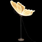 Lampada da soffitto elegante con farfalle sospese