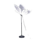 Lampada da soffitto elegante con farfalle sospese