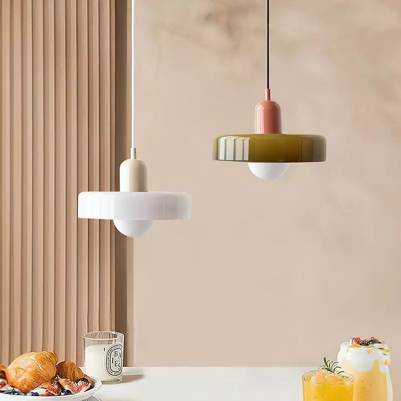 Lampada a sospensione in vetro soffiato stile scandinavo