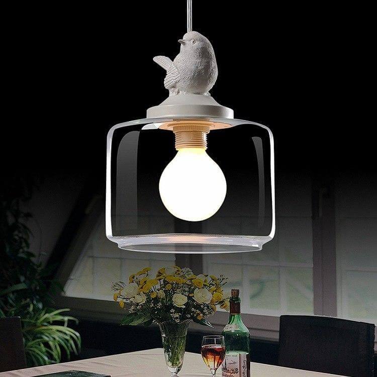 Lampadario moderno con uccellini e paralume in vetro