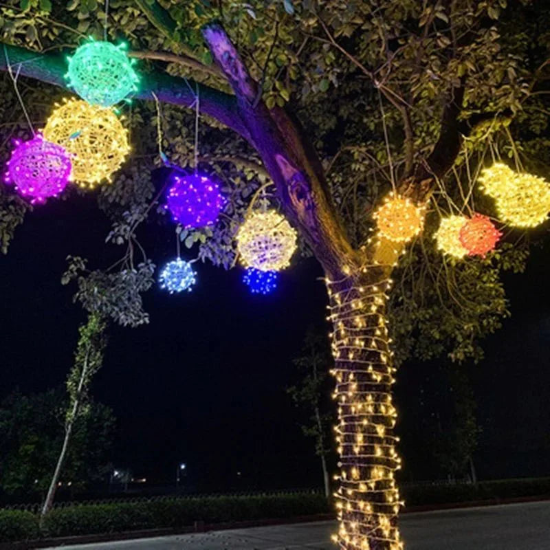 Lampadina LED E27 a luce calda per interni ed esterni – illuminazione d'atmosfera a basso consumo