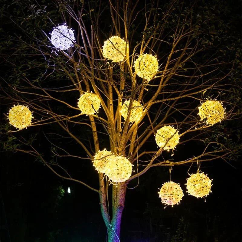 Lampadina LED E27 a luce calda per interni ed esterni – illuminazione d'atmosfera a basso consumo