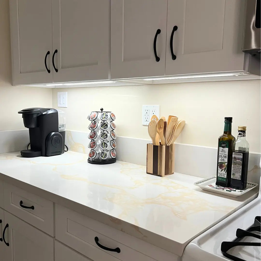 Luce LED professionale regolabile con installazione facile
