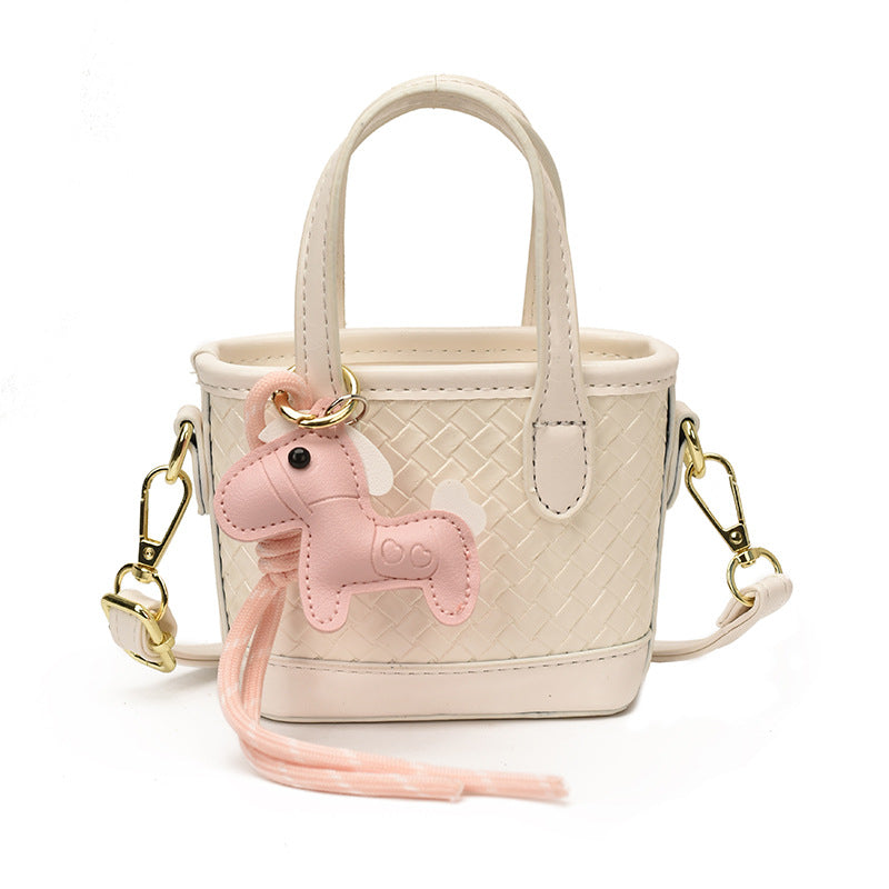 Mini borsa intrecciata con charm