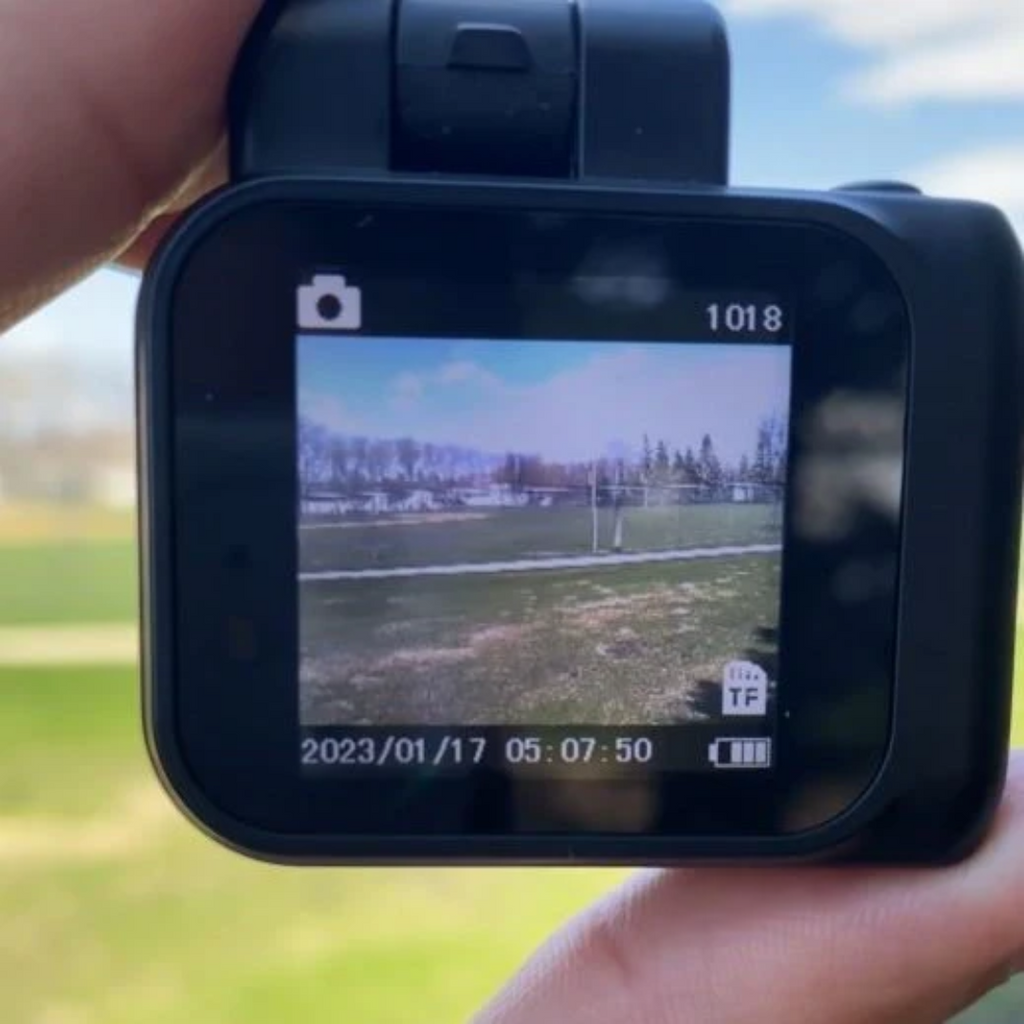 Mini fotocamera vintage per fotografia nostalgica