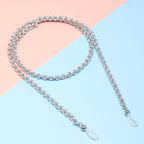 Occhiali con catena decorativa