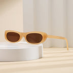 Occhiali da sole cat-eye eleganti da donna