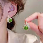 Orecchini eleganti con perle e strass