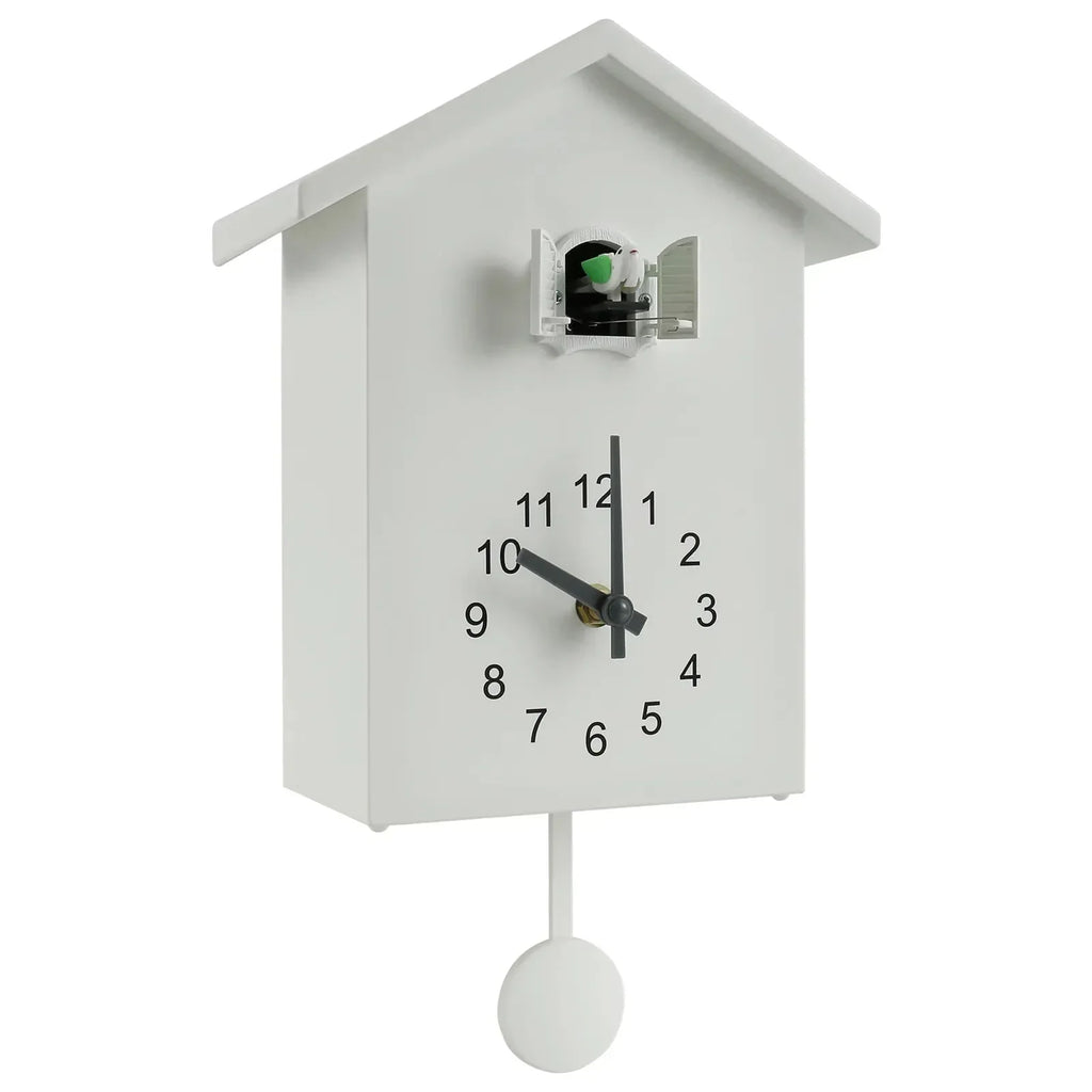 Orologio a cucù da parete con pendolo e suono del cuculo