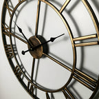 Orologio da parete in ferro con numeri romani e movimento silenzioso